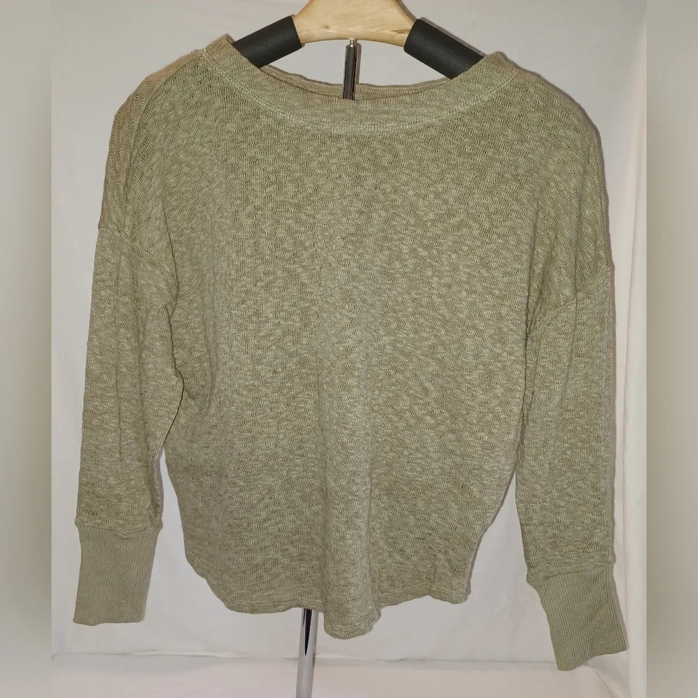 By Anthropologie Pull Over Crew Neck Sweater